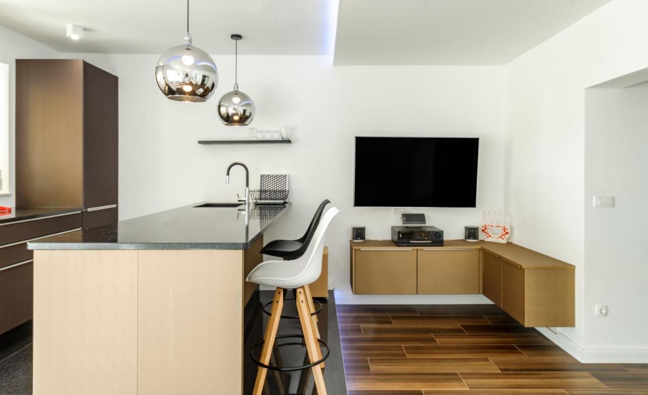 Luxury Apartment Martinis With Pool Split Luaran gambar