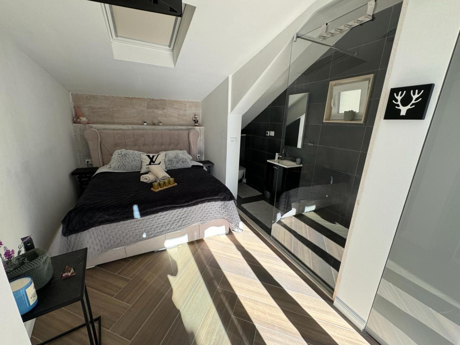 Luxury Apartment Martinis With Pool Split Luaran gambar